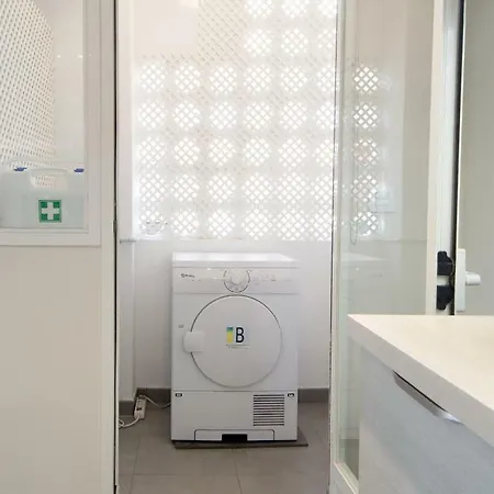 Edificio Plaza Apartment *