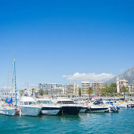 Edificio Plaza Apartman