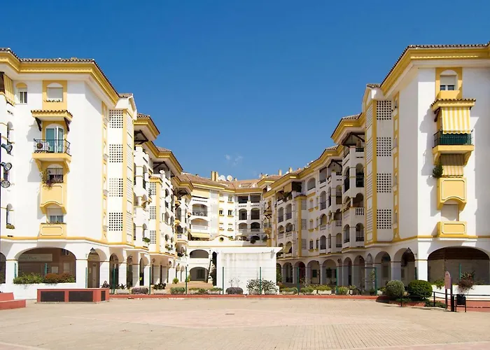 Edificio Plaza Apartamento *