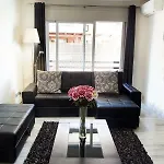 Edificio Plaza Apartment *
